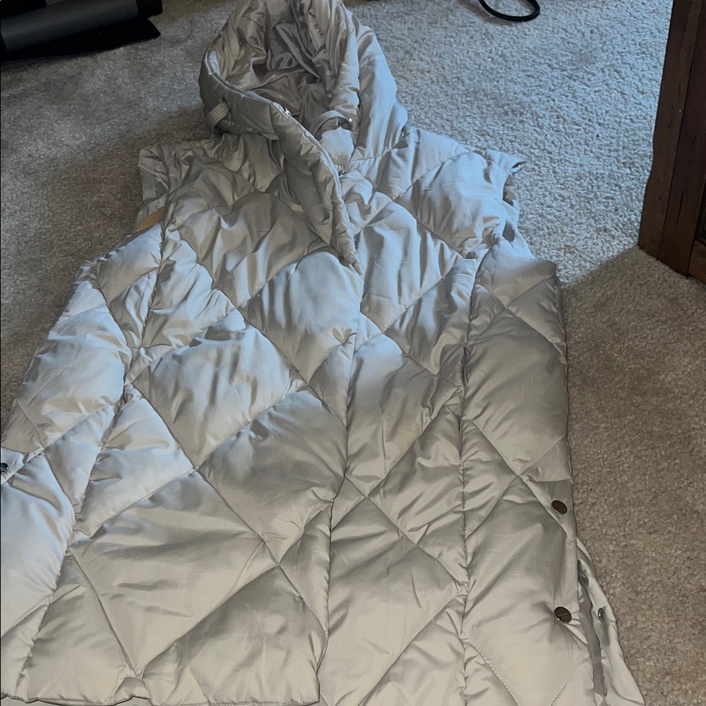 Stylish tan long Quilted Puffer Vest